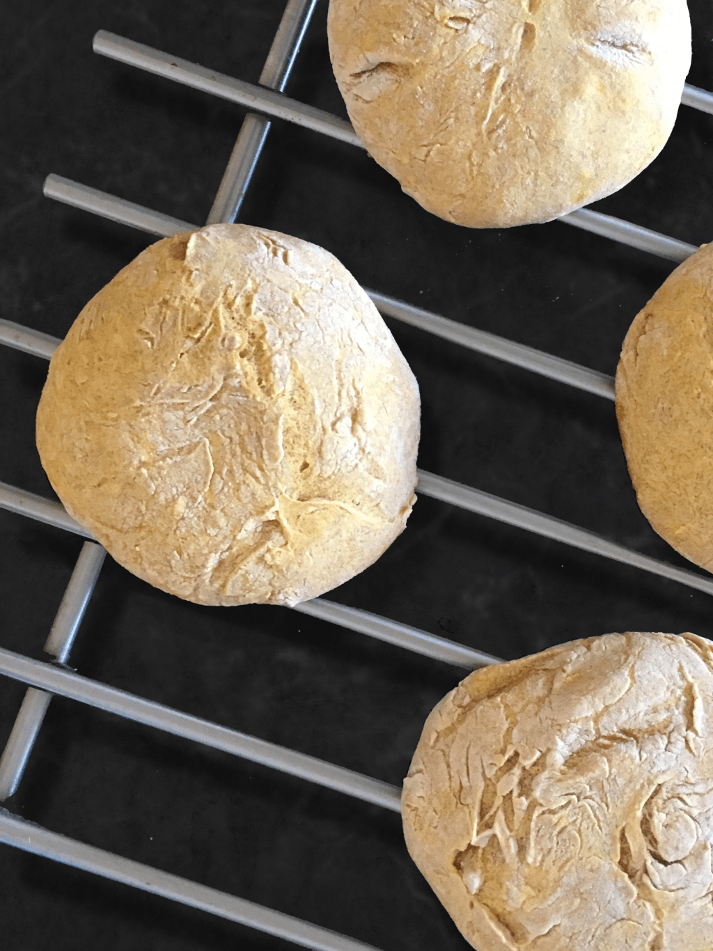 Vegan Pumpkin Bread Rolls