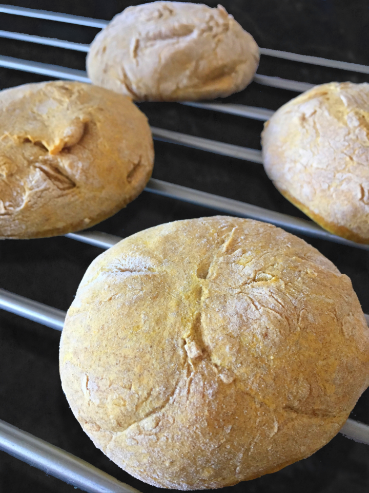 vegan-pumpkin-bread-recipe-autumn