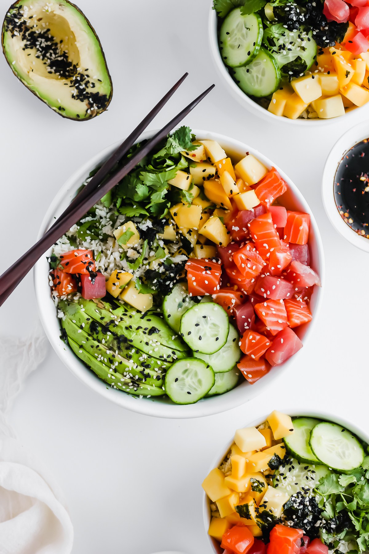 Epic-Whole30-Poke-Bowl-edited-3