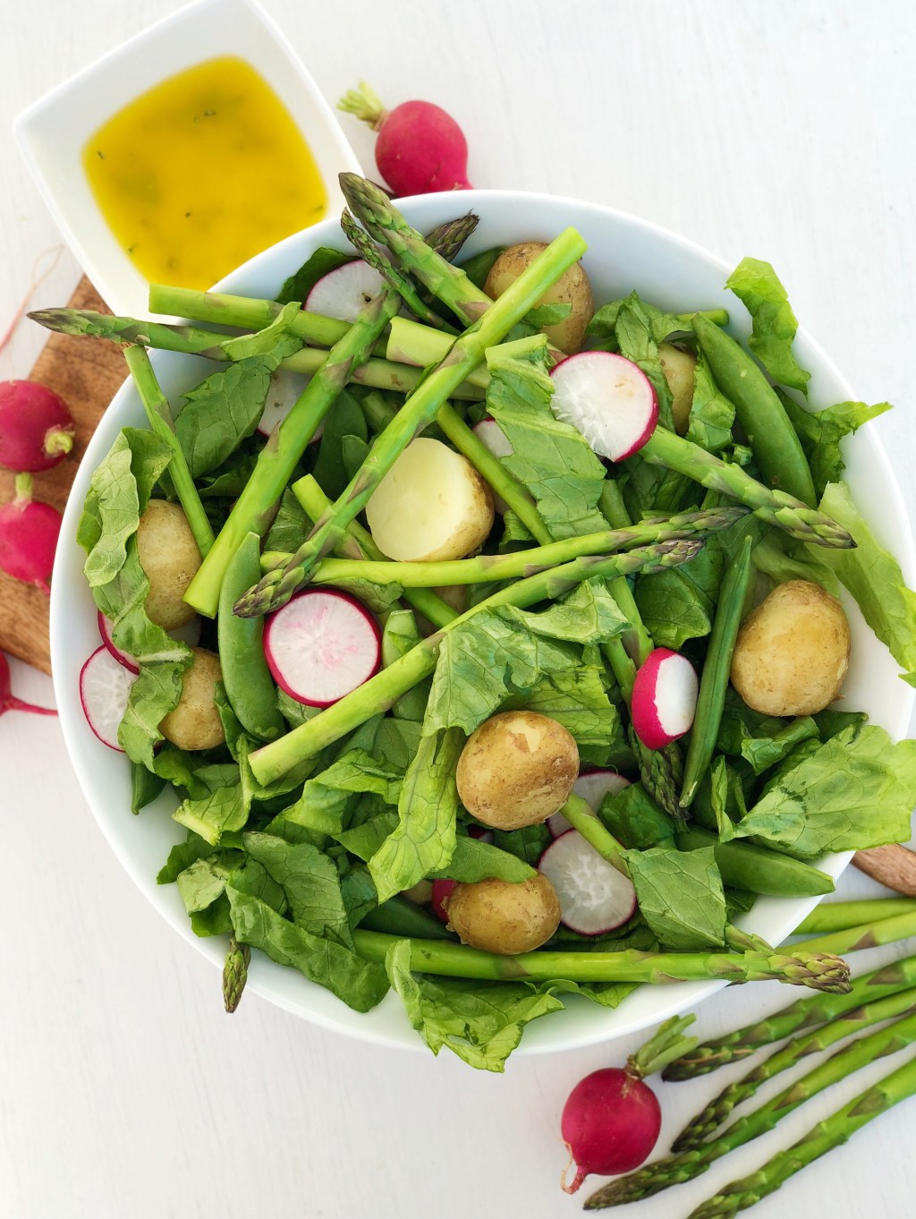 Seasonal Spring Salad